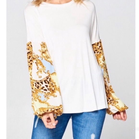 Balloon Sleeve Chain Print Top